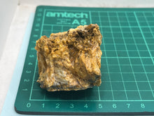 Load image into Gallery viewer, Hatteral (Fluorite and Baryte)
