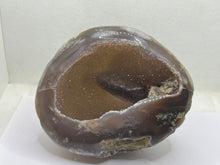 Load image into Gallery viewer, Agate geode

