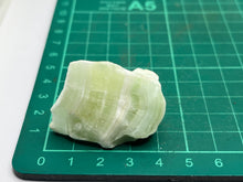 Load image into Gallery viewer, Pistachio green calcite
