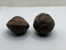 Load image into Gallery viewer, Moqui marbles
