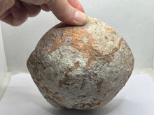 Load image into Gallery viewer, Agate geode
