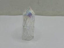 Load image into Gallery viewer, Quartz fire and ice point
