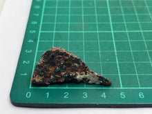 Load image into Gallery viewer, Zincite with franklinite
