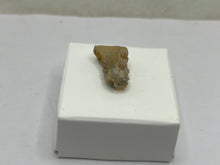 Load image into Gallery viewer, Ethiopian opal
