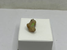 Load image into Gallery viewer, Ethiopian opal
