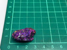Load image into Gallery viewer, Peacock ore
