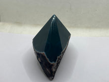 Load image into Gallery viewer, Teal agate point

