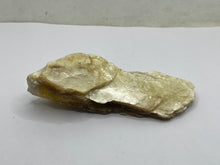 Load image into Gallery viewer, Gold mica
