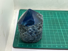 Load image into Gallery viewer, Blue agate point
