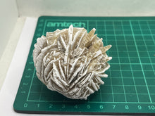 Load image into Gallery viewer, Desert rose gypsum

