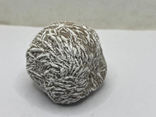Load image into Gallery viewer, Desert Rose gypsum
