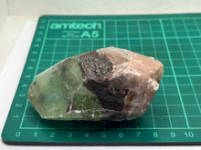 Load image into Gallery viewer, Grapple Green calcite

