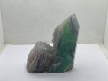 Load image into Gallery viewer, Fluorite point

