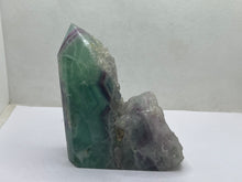 Load image into Gallery viewer, Fluorite point
