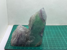 Load image into Gallery viewer, Fluorite point
