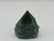 Load image into Gallery viewer, Aventurine point
