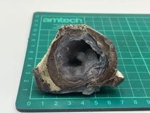 Load image into Gallery viewer, Dugway geode
