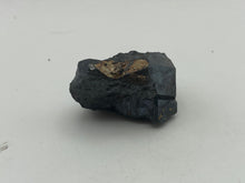 Load image into Gallery viewer, Magnetite
