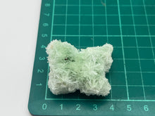 Load image into Gallery viewer, Green gypsum
