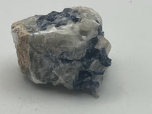 Load image into Gallery viewer, Blue spinel
