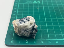 Load image into Gallery viewer, Blue spinel
