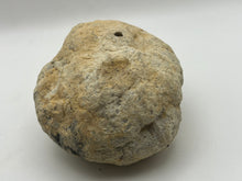 Load image into Gallery viewer, Unbroken geode
