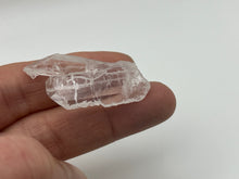 Load image into Gallery viewer, Faden Quartz
