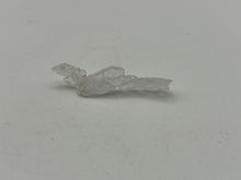Load image into Gallery viewer, Faden Quartz
