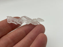 Load image into Gallery viewer, Faden Quartz

