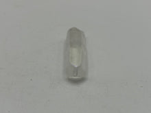 Load image into Gallery viewer, Aura treated Quartz point
