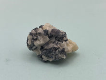 Load image into Gallery viewer, Blue spinel
