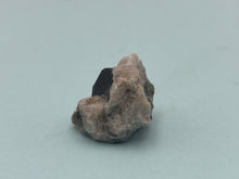 Load image into Gallery viewer, Blue spinel
