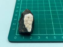 Load image into Gallery viewer, Gyrolite and Phillipsite
