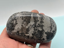 Load image into Gallery viewer, Other marble pebble
