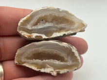 Load image into Gallery viewer, Agate geode pair
