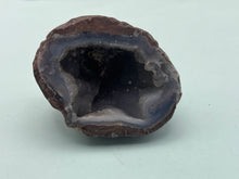 Load image into Gallery viewer, Dugway geode
