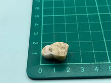 Load image into Gallery viewer, Ethiopian opal
