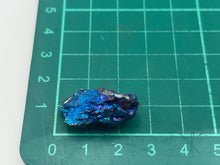 Load image into Gallery viewer, Peacock Ore
