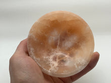 Load image into Gallery viewer, Peach selenite round bowl
