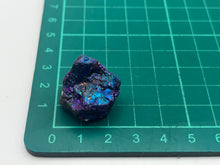 Load image into Gallery viewer, Peacock Ore
