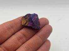 Load image into Gallery viewer, Peacock Ore
