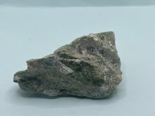 Load image into Gallery viewer, Chrome diopside

