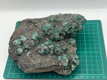 Load image into Gallery viewer, Fluorite
