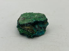 Load image into Gallery viewer, Conichalcite and Chrysocolla
