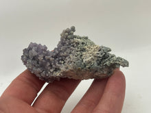 Load image into Gallery viewer, Grape chalcedony
