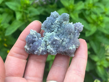 Load image into Gallery viewer, Grape chalcedony

