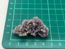 Load image into Gallery viewer, Grape chalcedony

