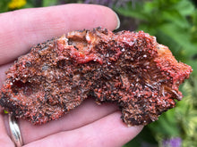 Load image into Gallery viewer, Vanadinite and Baryte
