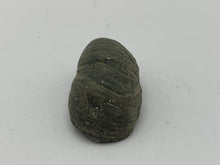 Load image into Gallery viewer, Devils toenail Gryphaea
