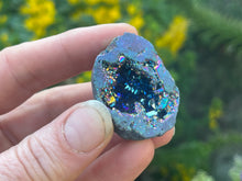 Load image into Gallery viewer, Aura Quartz geode
